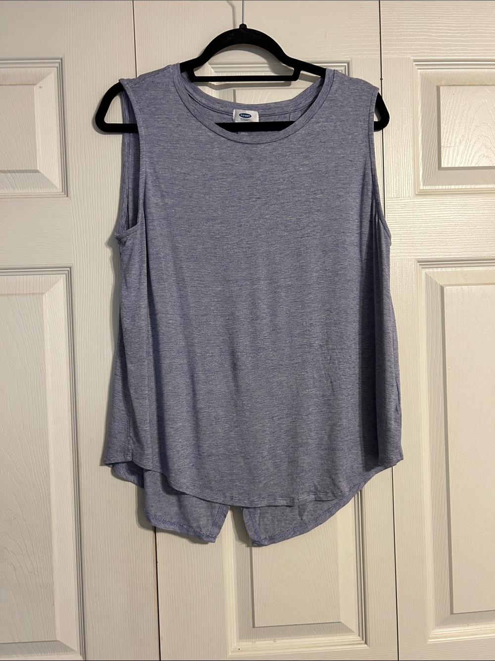 OLD NAVY Large NWT Everyday Relaxed Tank Top Blue Sleeveless Split Back Athletic